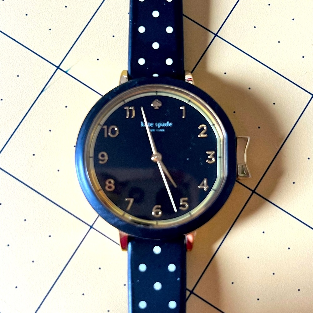 KATE SPADE polka dot silicone band watch